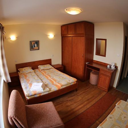 Aurora Guest House Nessebar Extérieur photo